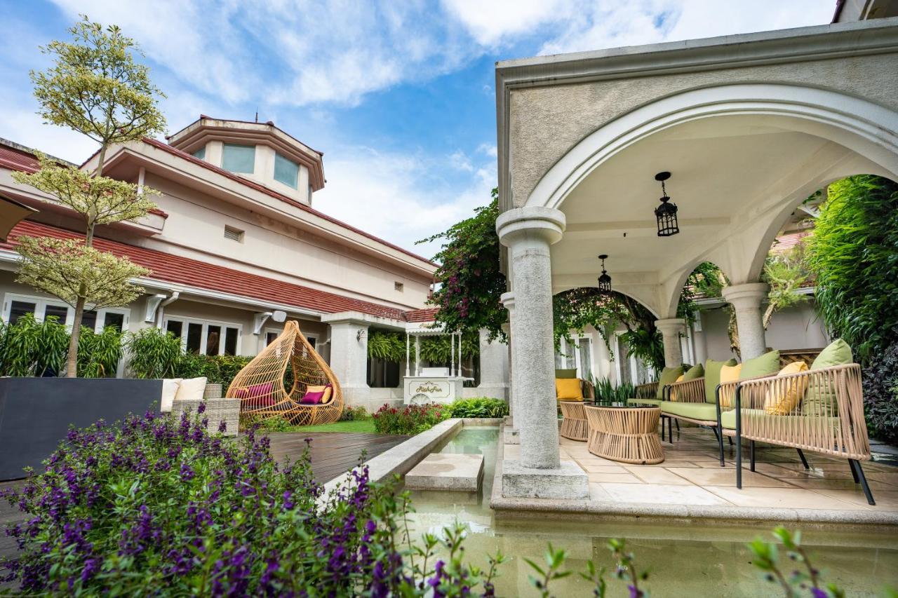 Hualien Farglory Hotel Yanliau Dış mekan fotoğraf The residence of the Thai ambassador to the United States
